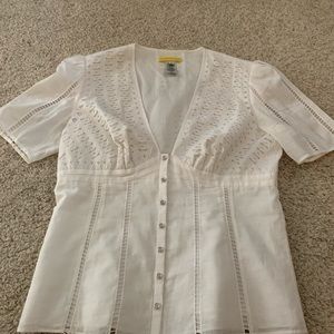 White cotton short sleeved shirt